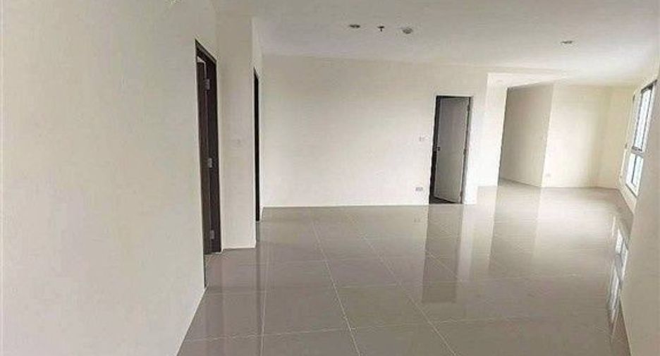 For sale 2 bedrooms condo in Suan Luang, Bangkok