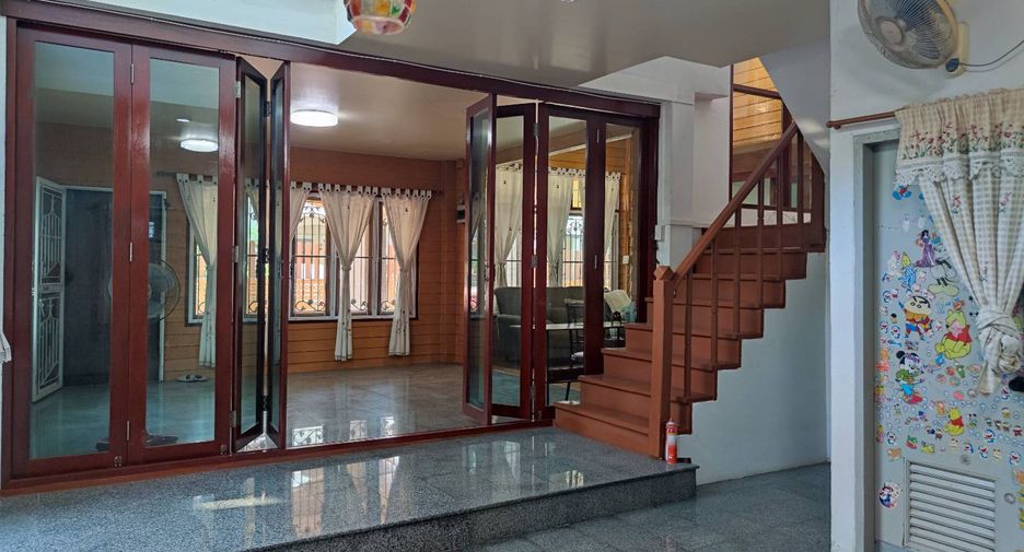 For sale 6 bedrooms house in Bang Phli, Samut Prakan