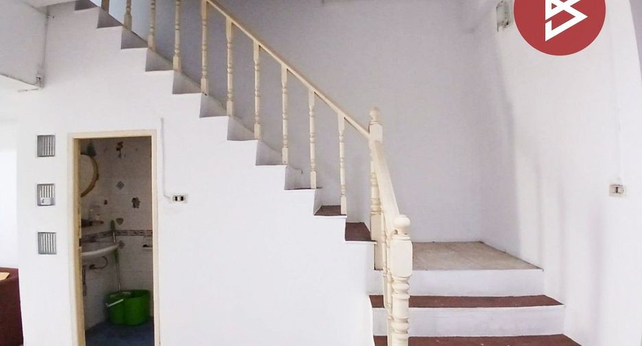 For sale 3 bedrooms townhouse in Prawet, Bangkok