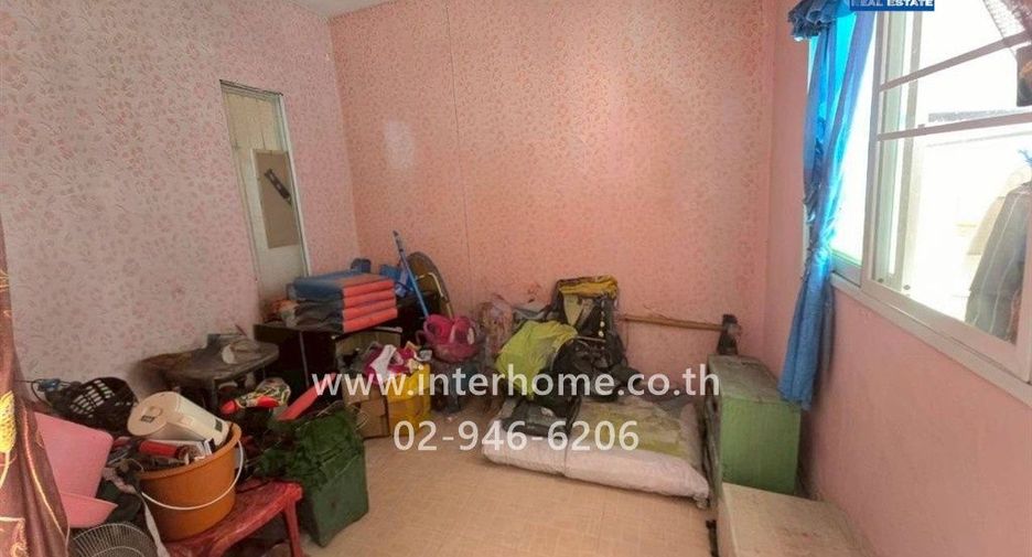 Reihenhaus zum Kauf mit 3 Zimmer in Phra Samut Chedi, Samut Prakan