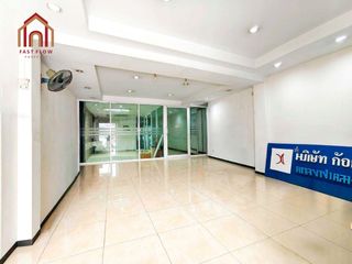 For sale 3 bedrooms retail Space in Thanyaburi, Pathum Thani