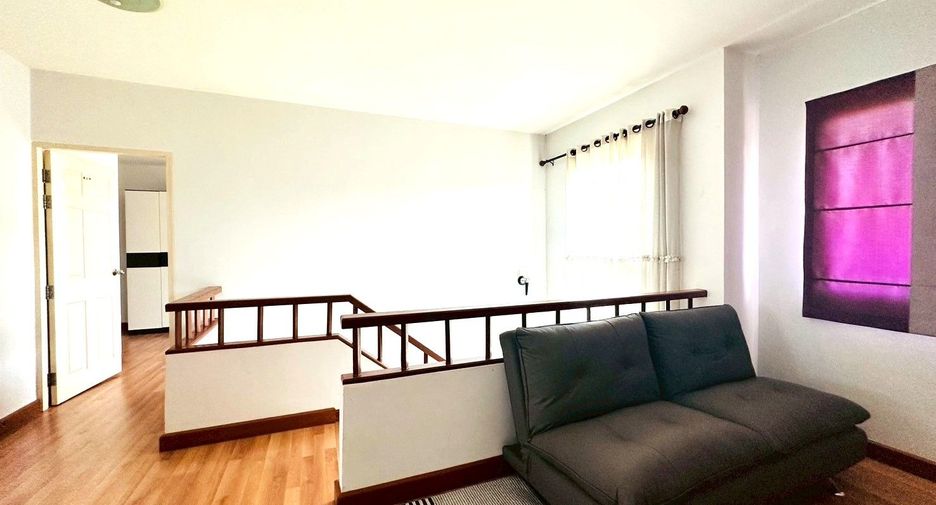 For rent 3 bedrooms house in San Sai, Chiang Mai