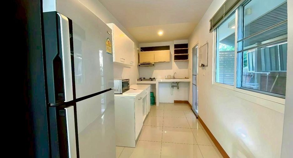 For rent 3 bedrooms house in San Sai, Chiang Mai