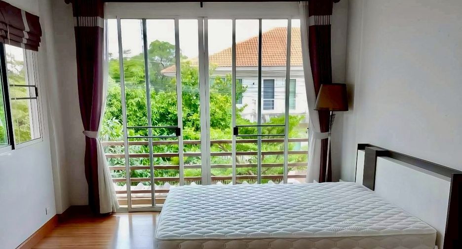 For rent 3 bedrooms house in San Sai, Chiang Mai