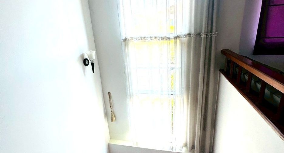 For rent 3 bedrooms house in San Sai, Chiang Mai