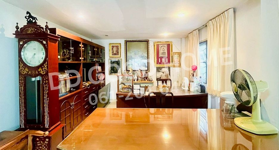 For sale 3 ベッドルーム house in Bang Bo, Samut Prakan