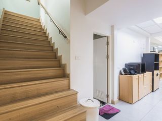 Аренда 4 спальни торговое помещение в Кхлонг Тоеи, Бангкок