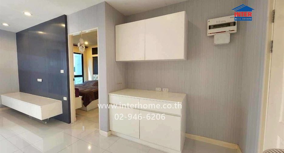 For sale 2 bedrooms condo in Saphan Sung, Bangkok
