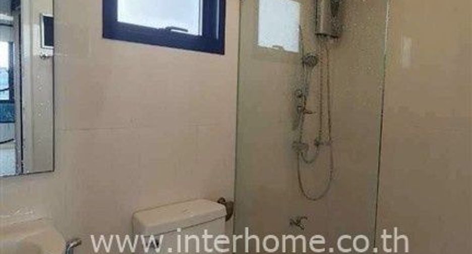 For sale 2 bedrooms condo in Saphan Sung, Bangkok