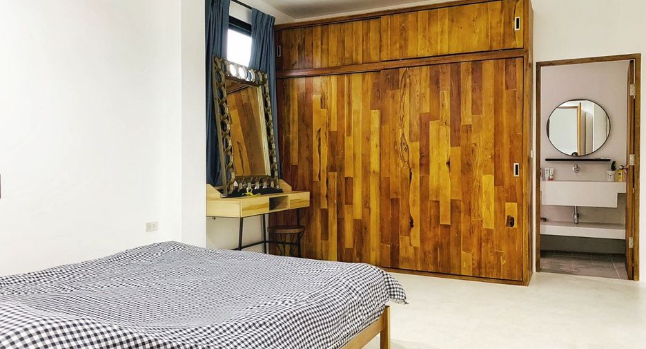 For sale 4 bedrooms house in Mueang Phuket, Phuket