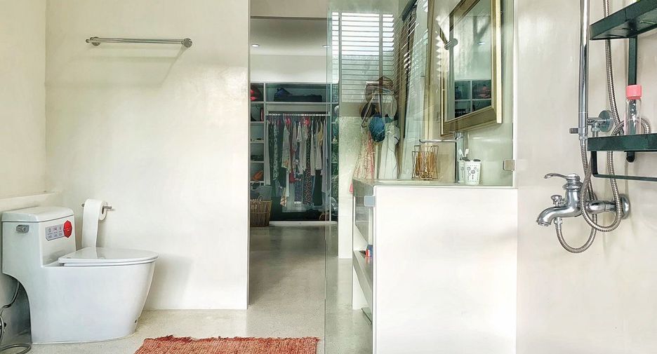 For sale 4 bedrooms house in Mueang Phuket, Phuket
