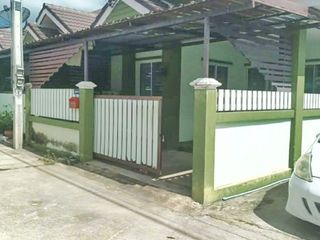 For sale 2 bedrooms townhouse in Sattahip, Pattaya