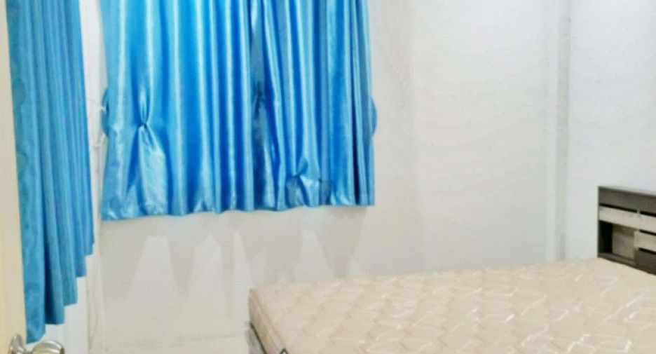 For sale 2 bedrooms townhouse in Sattahip, Chonburi