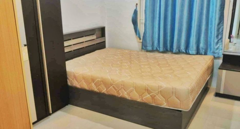 For sale 2 bedrooms townhouse in Sattahip, Chonburi