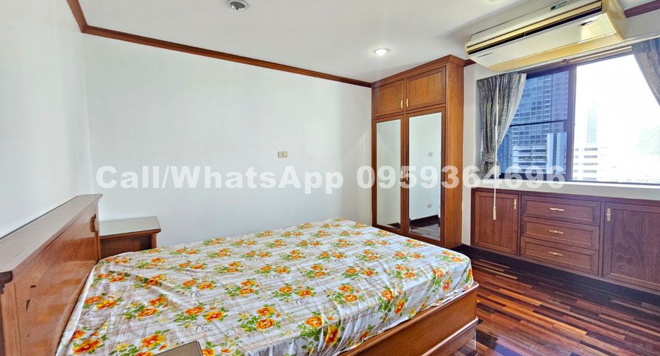 For rent 2 bedrooms condo in Watthana, Bangkok
