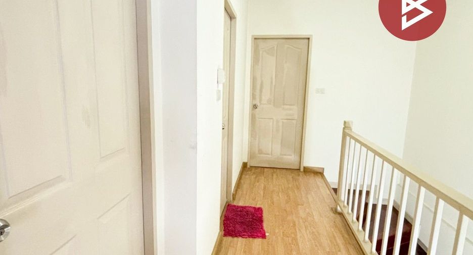 For sale 3 ベッドルーム townhouse in Prawet, Bangkok