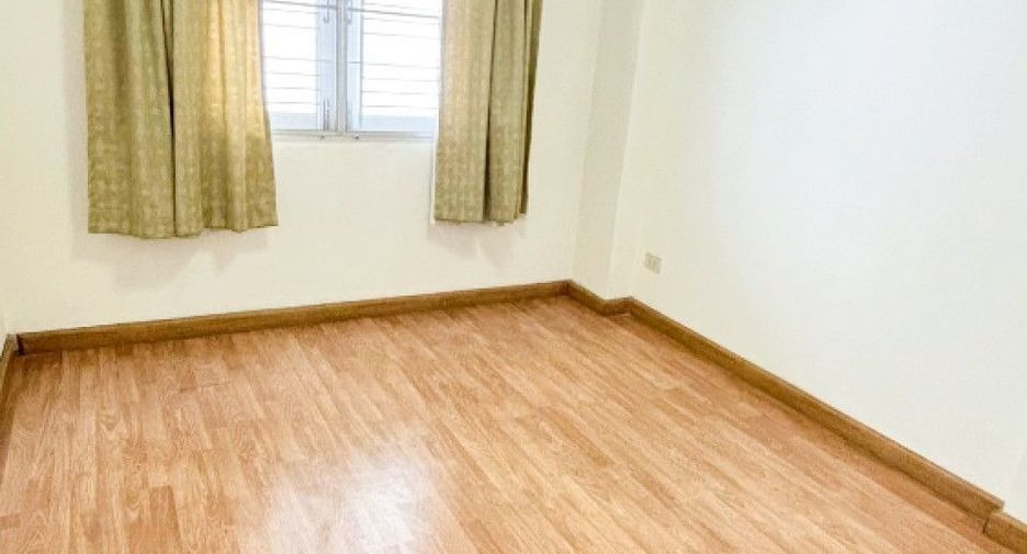 For sale 3 ベッドルーム townhouse in Prawet, Bangkok
