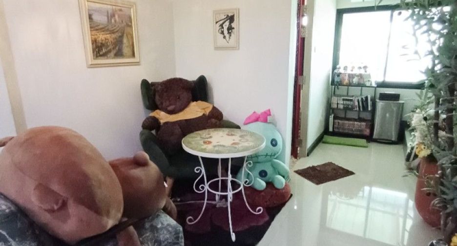 For sale retail Space in Mueang Chachoengsao, Chachoengsao