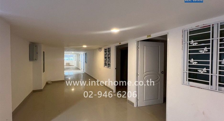 For sale 44 bedrooms retail Space in Bang Khae, Bangkok
