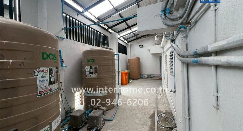 For sale 44 bedrooms retail Space in Bang Khae, Bangkok