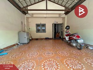 Продажа 2 спальни таунхаус в Mueang Chon Buri, Чонбури