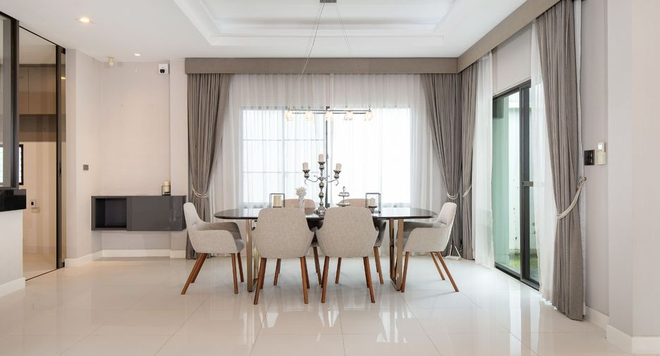 Haus zum Kauf mit 4 Zimmer in Pak Kret, Nonthaburi