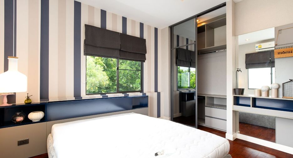 Haus zum Kauf mit 4 Zimmer in Pak Kret, Nonthaburi