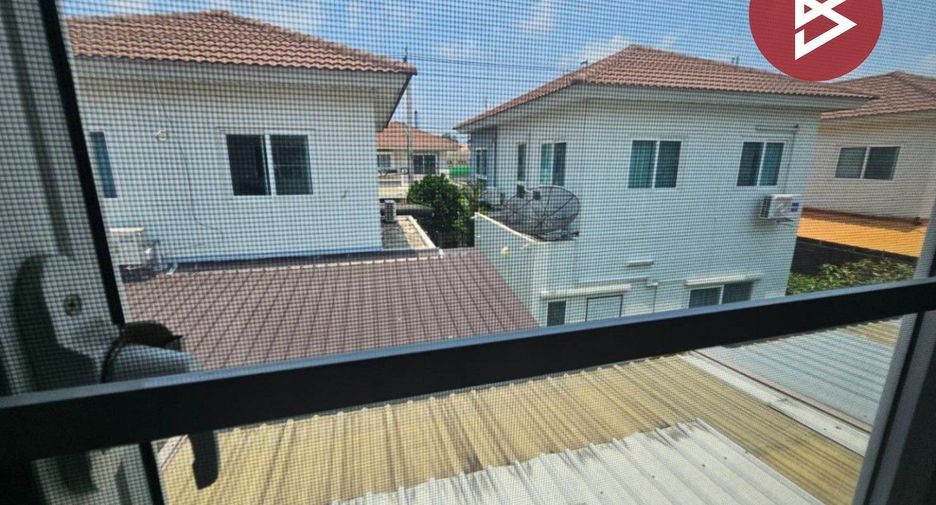 For sale 3 bedrooms townhouse in Mueang Samut Prakan, Samut Prakan