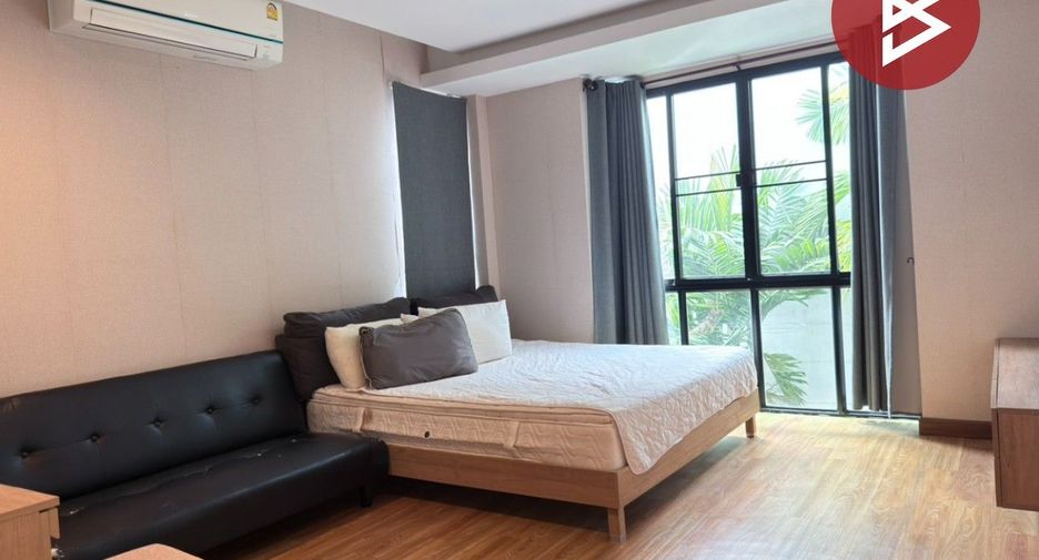 For sale 3 bedrooms house in Mueang Rayong, Rayong
