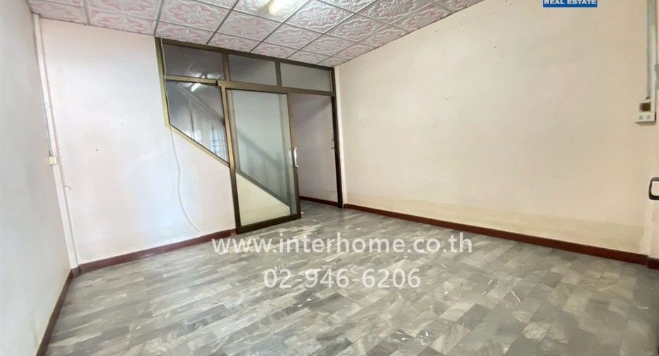 For sale 2 bedrooms townhouse in Sai Mai, Bangkok