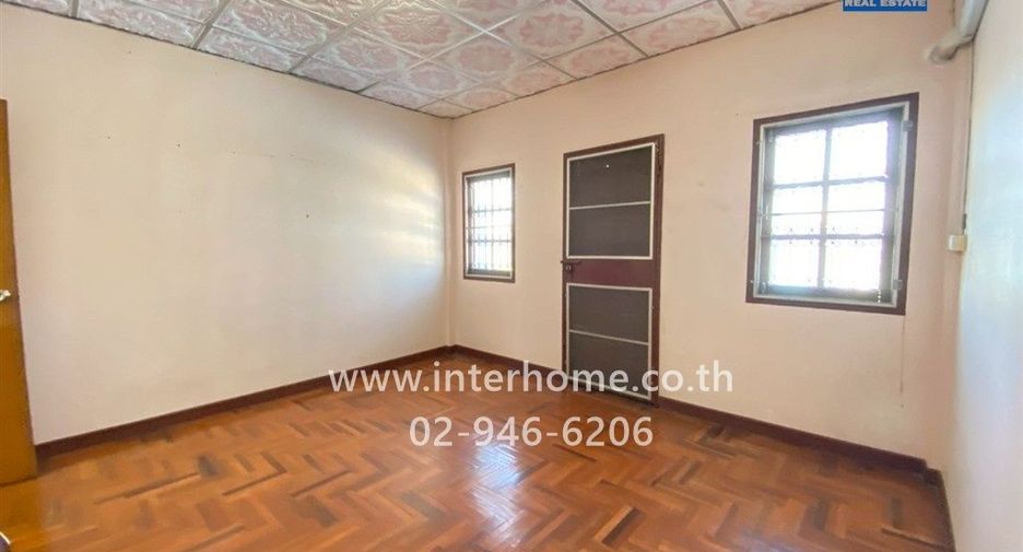 For sale 2 bedrooms townhouse in Sai Mai, Bangkok