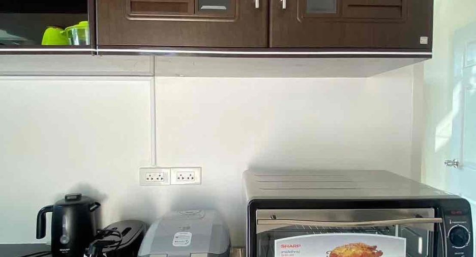 Villa en alquiler de 3 habitaciones en Bang Lamung, Chonburi