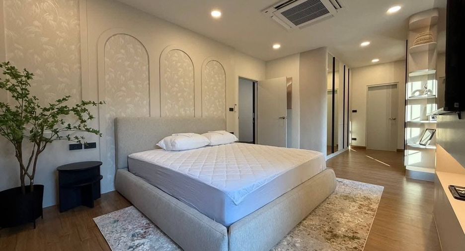 À louer 5 chambres maison à Bang Phli, Samut Prakan