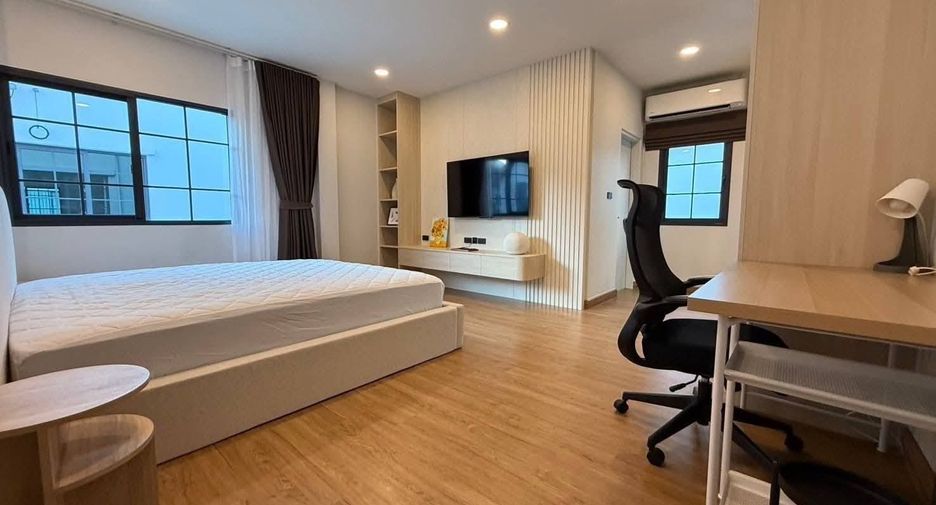 À louer 5 chambres maison à Bang Phli, Samut Prakan