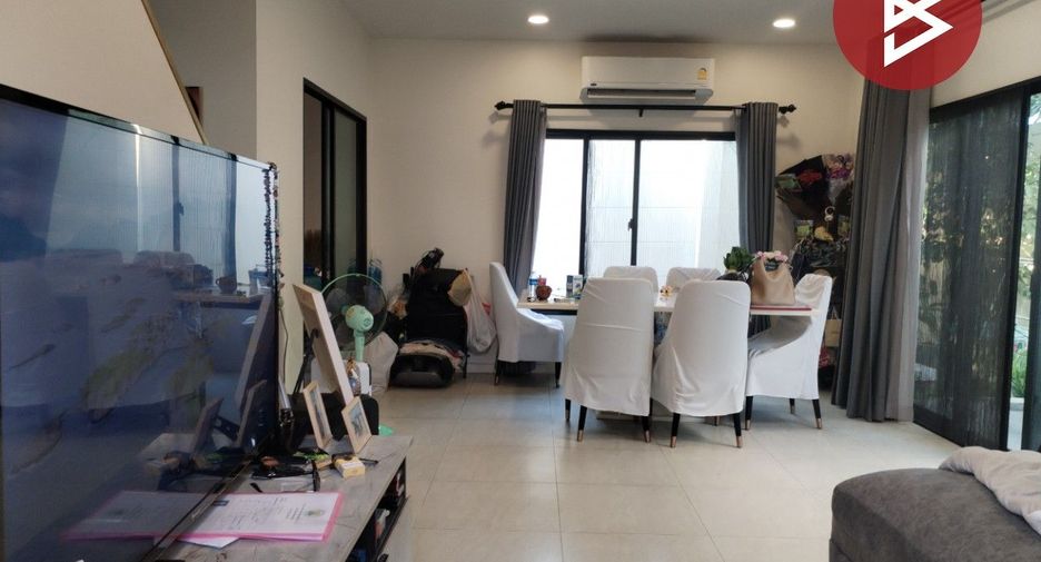 Reihenhaus zum Kauf mit 4 Zimmer in Khlong Luang, Pathum Thani