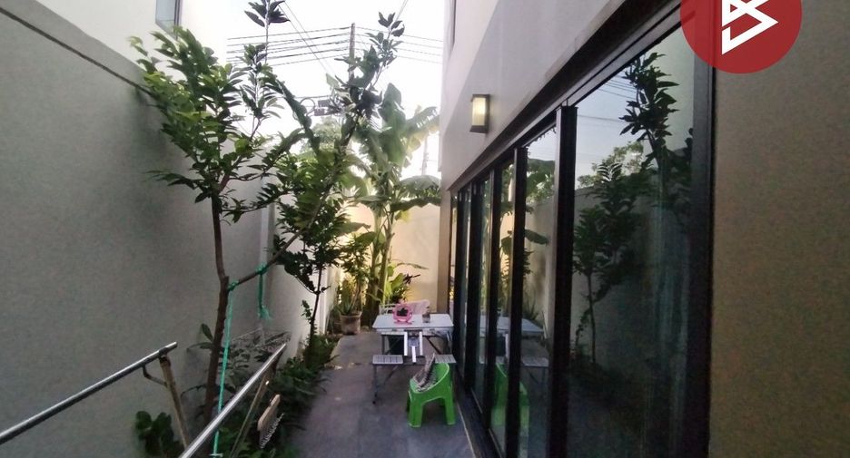 Reihenhaus zum Kauf mit 4 Zimmer in Khlong Luang, Pathum Thani