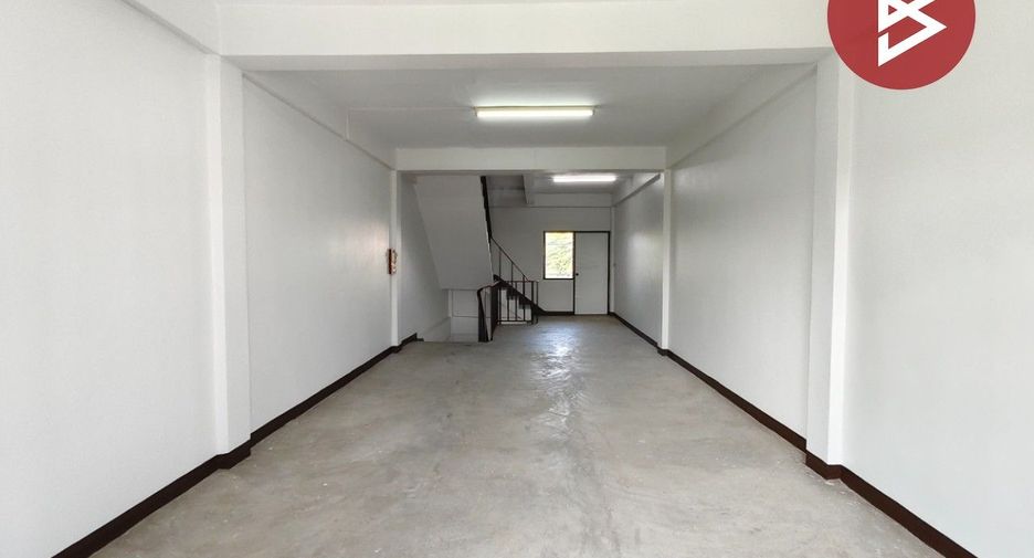 À vendre 3 chambres local commercial à Mueang Nakhon Pathom, Nakhon Pathom