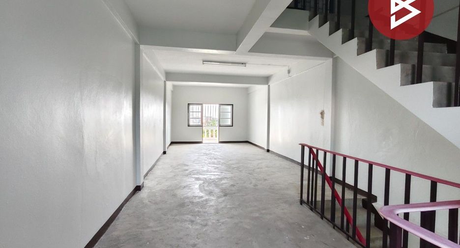 À vendre 3 chambres local commercial à Mueang Nakhon Pathom, Nakhon Pathom