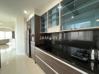 出租 和 出售 4 卧室 公寓 在 Bang Lamung, Chon Buri
