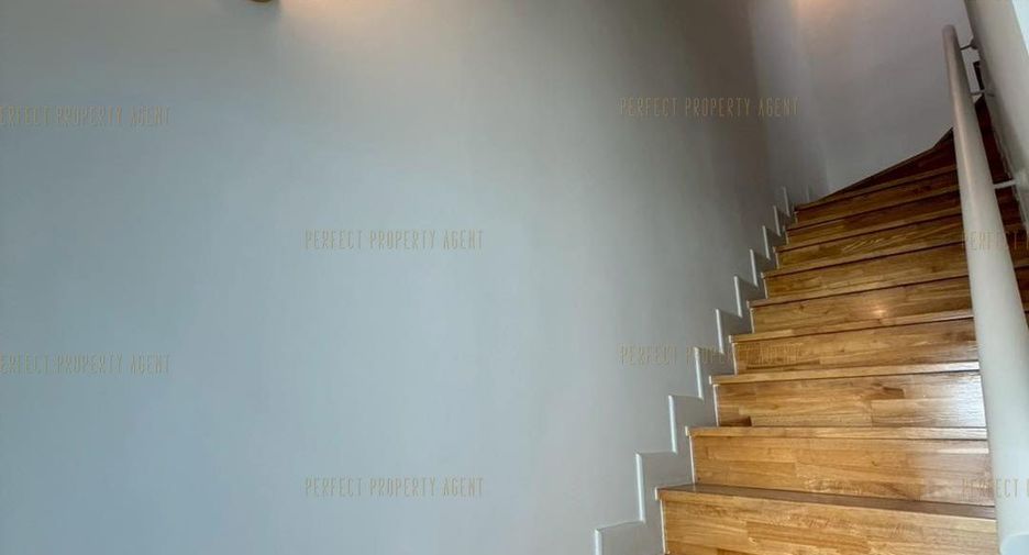 For sale 3 bedrooms townhouse in Bang Khen, Bangkok