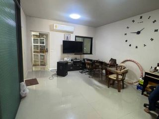 For sale 4 bedrooms townhouse in Phra Samut Chedi, Samut Prakan