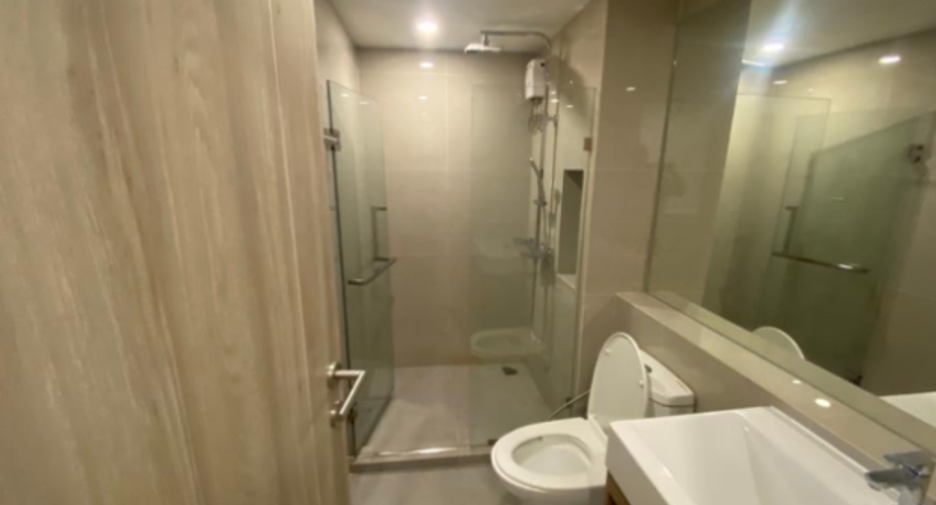 For rent 1 bed condo in Phra Khanong, Bangkok