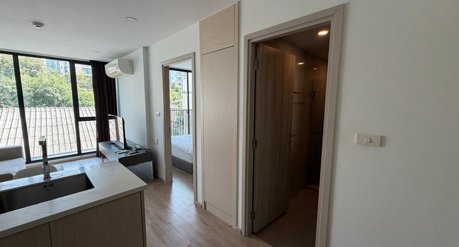 For rent 1 bed condo in Phra Khanong, Bangkok