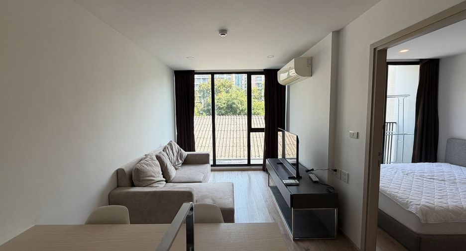 For rent 1 bed condo in Phra Khanong, Bangkok