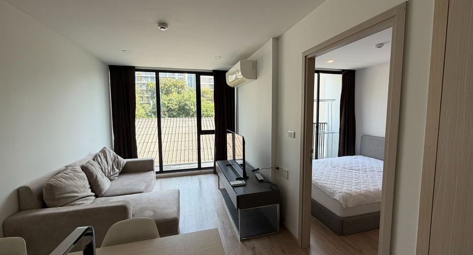 For rent 1 bed condo in Phra Khanong, Bangkok