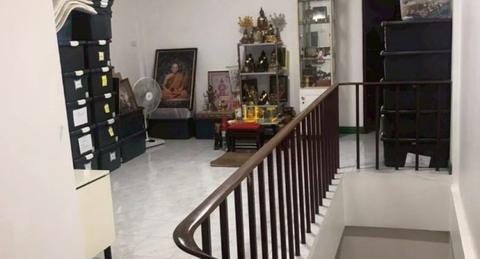 For sale 3 bedrooms townhouse in Bang Pakong, Chachoengsao
