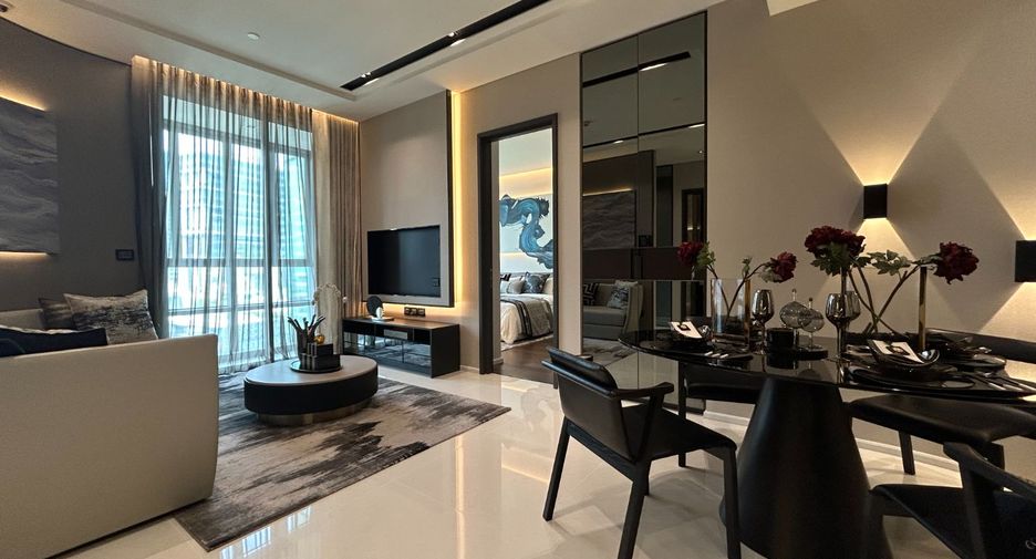 For sale 2 bedrooms condo in Watthana, Bangkok