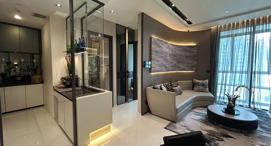 For sale 2 bedrooms condo in Watthana, Bangkok