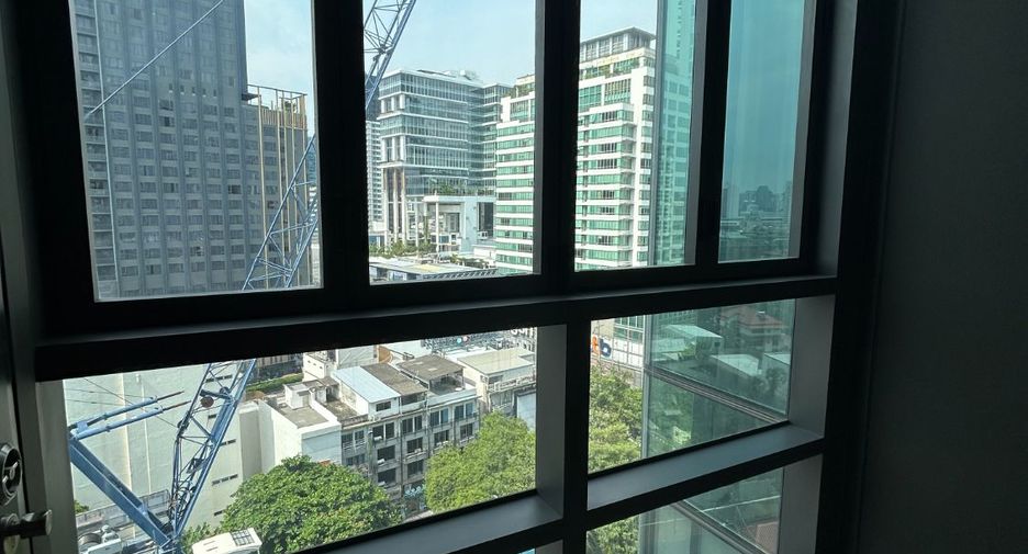 For sale 2 bedrooms condo in Watthana, Bangkok