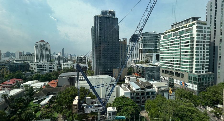 For sale 2 bedrooms condo in Watthana, Bangkok
